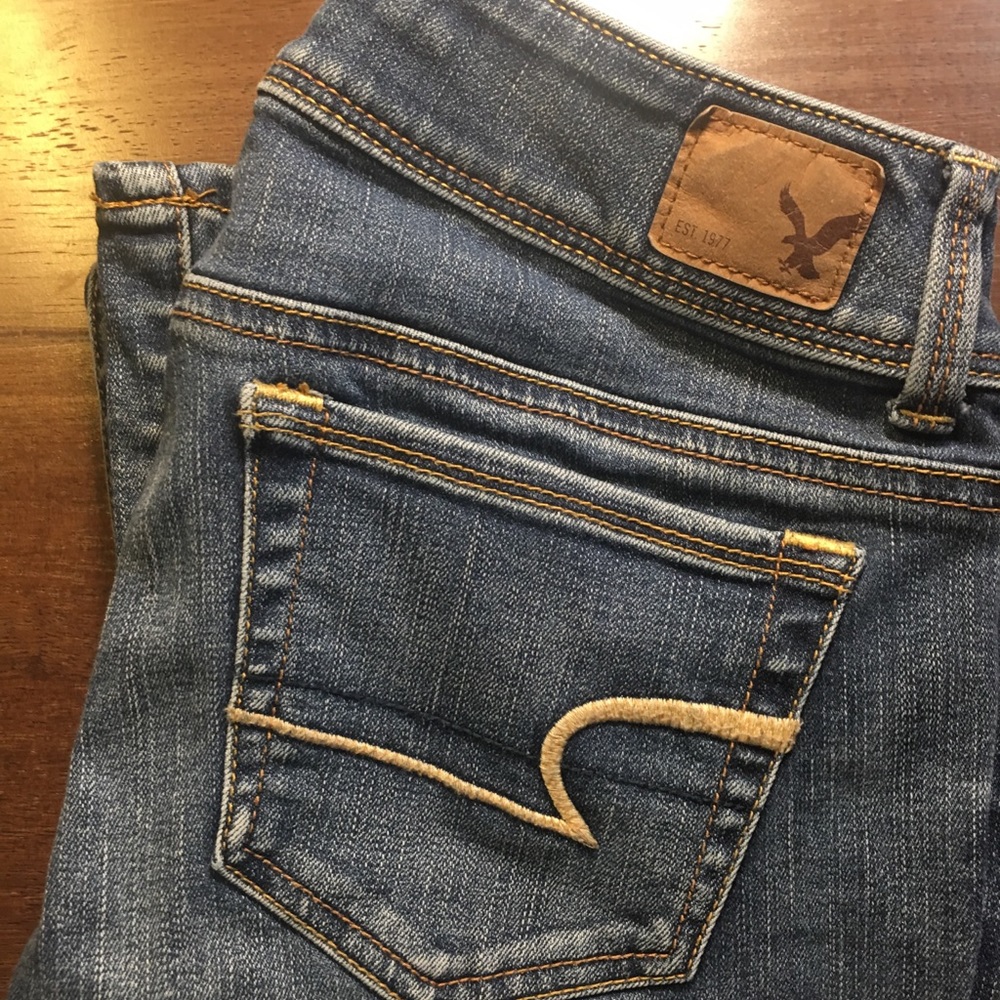 American Eagle size 2